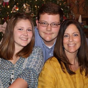 Meet your Posher, April